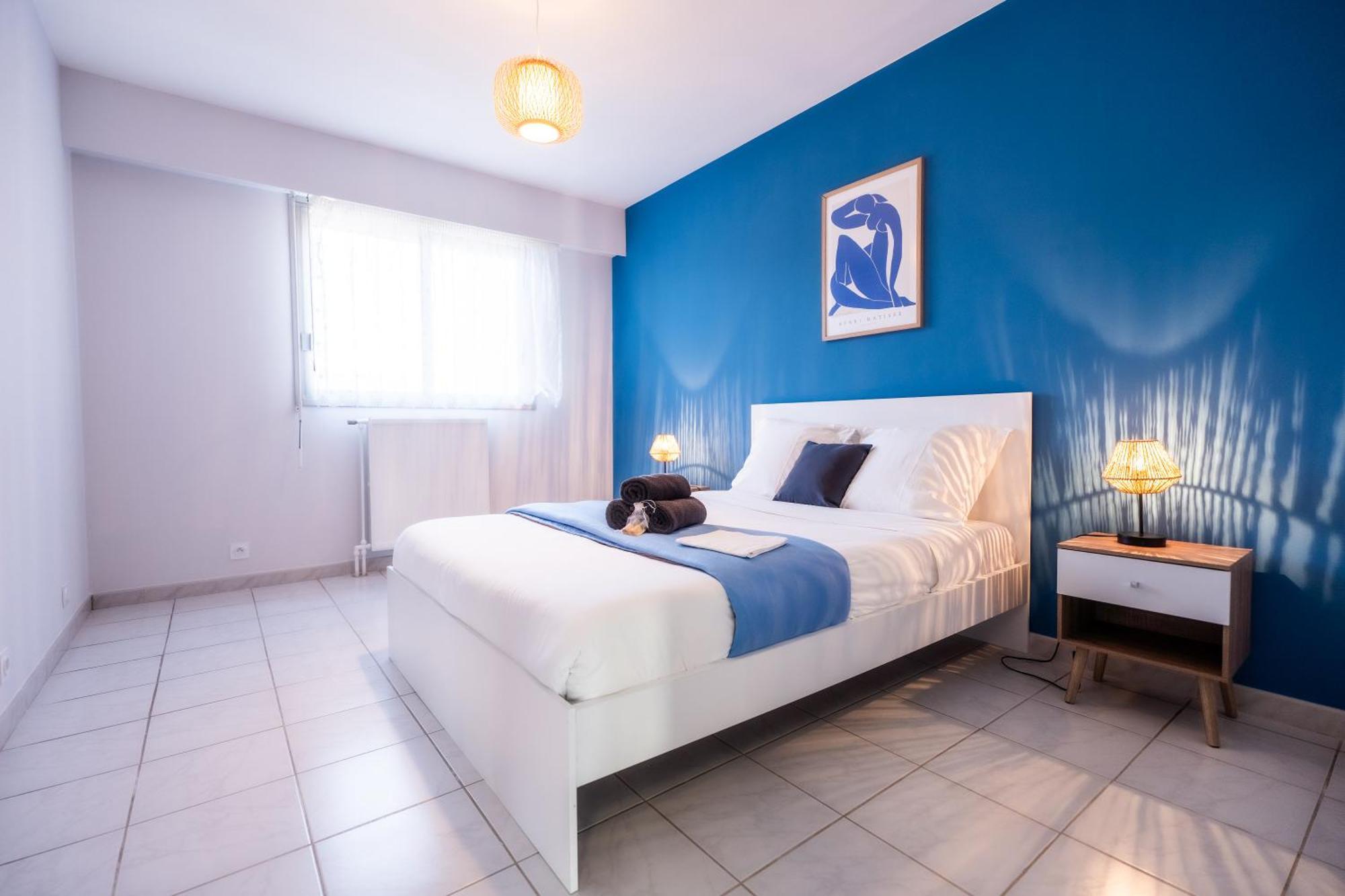 Sea & View Apartment *
